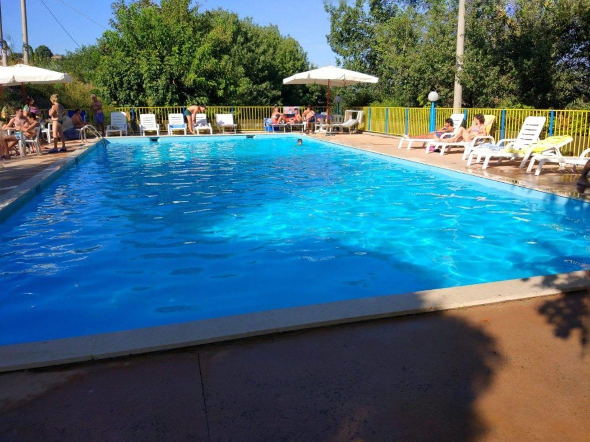 Hotel La Meridiana Urbino Exterior foto